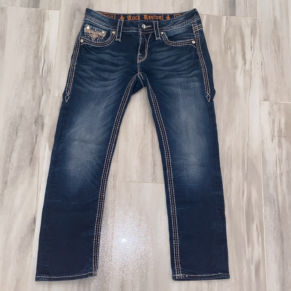 Rock Revival Sorrell Capri, Style: E8463P, China, 28x26, EUC, $149 MSRP - Picture 6 of 11